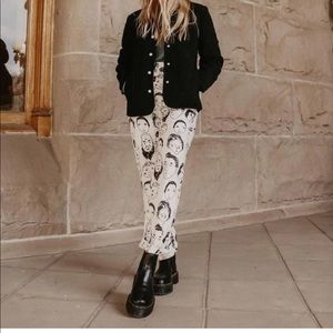 Skekou dress code pants